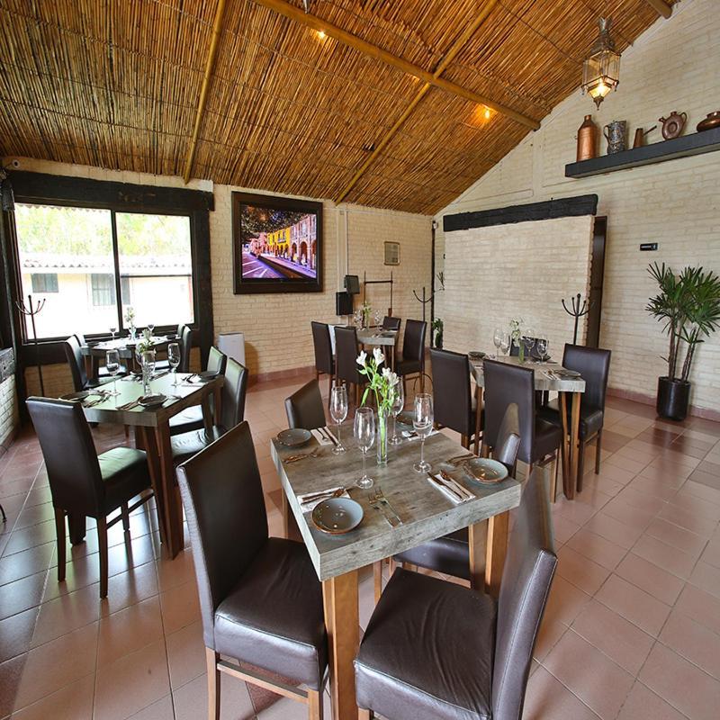 Real De Corralejo Hotel Alcocer Exterior photo